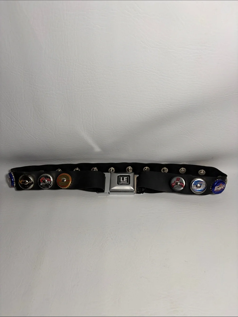 Vintage LE LittleEarth Bottle Cap Seat Belt Buckle Belt Size Medium